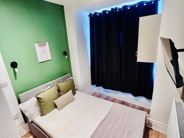 Room 1, Tunnard Street, PE216PL, Boston 1 bed in a house share to rent £600 pcm £138 pw
