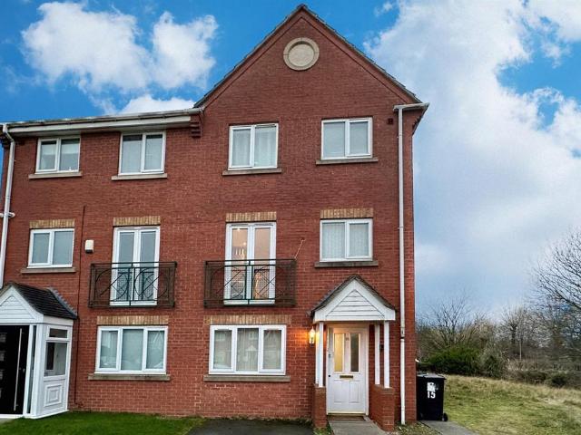 Room 2 15 Barbel Drive, Wolverhampton 1 bed in a house share to rent £550 pcm £127 pw