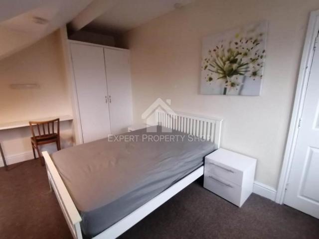 Room 2, 23 Holly Road, Retford 1 bed in a house share to rent £475 pcm £110 pw