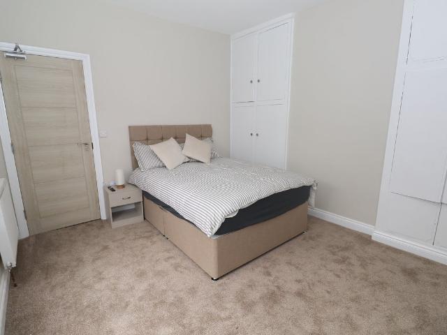 Room 2 @ 26 Fletcher Street, Crewe CW1, 3 bed shared accommodation to rent, £600 pcm | PrimeLocation