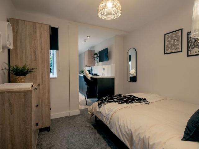 Room 2, King Alfred Street DE22, Studio to rent, £725 pcm | PrimeLocation