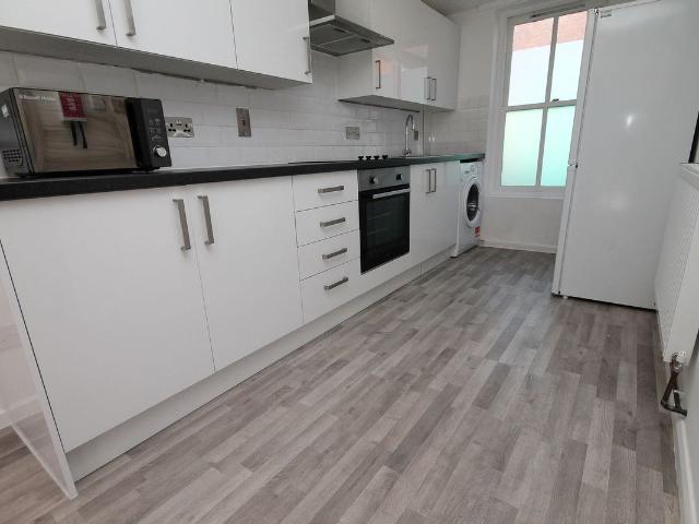 Room 2, High Street St Gregorys, Canterbury CT1, 1 bed property to rent, £400 pcm | PrimeLocation