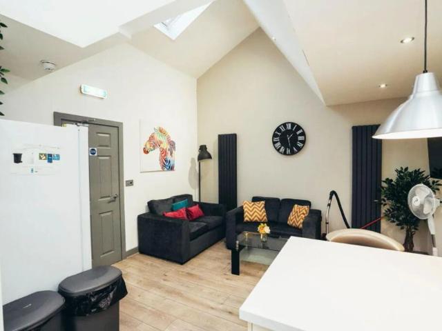 Room 2, Stockbrook Road DE22 3PL