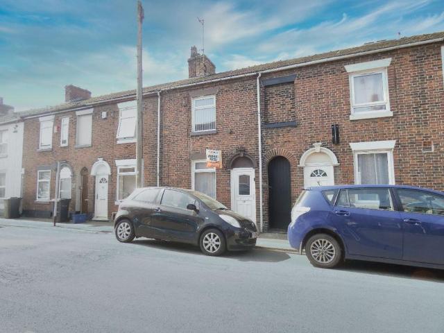 Room 2 Queen Anne Street, ST4 2EQ 1 bed in a house share to rent £412 pcm £95 pw