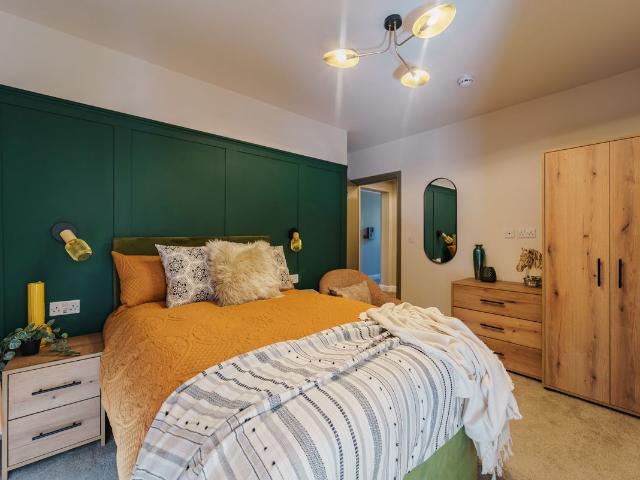 Room 2, Rosehill Street DE23, Studio to rent, £775 pcm | PrimeLocation
