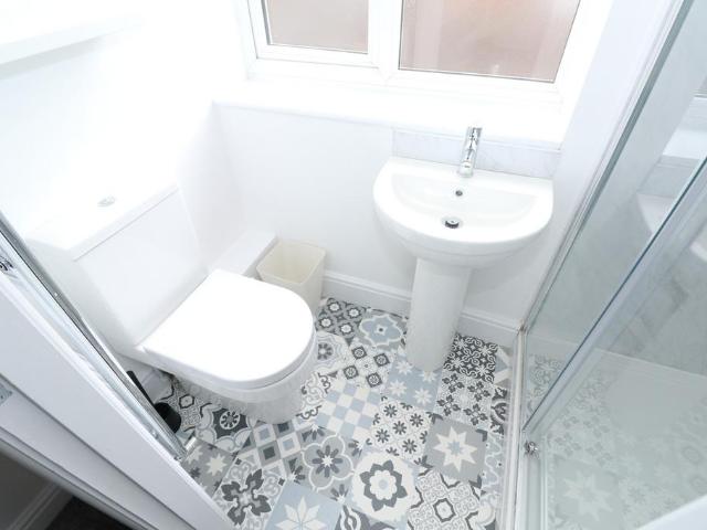Room 3 @ 267 Walthall Street, Crewe, CW2 8 bed house share to rent £650 pcm £150 pw