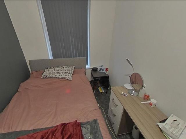 Room 3, 41 Bowerham Road, Lancaster LA1, 2 bed property to rent, £550 pcm | PrimeLocation