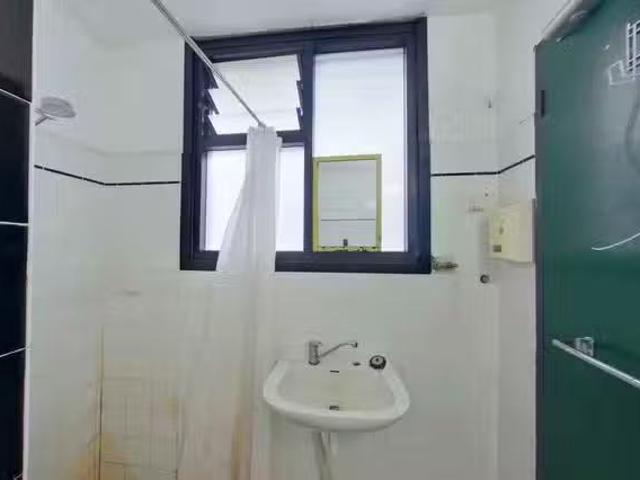 Room 3