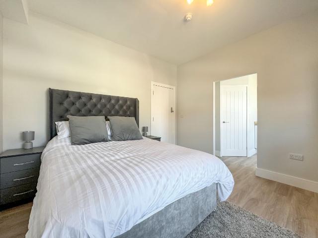 Room 3, Brighton Road DE24, Studio to rent, £800 pcm | PrimeLocation