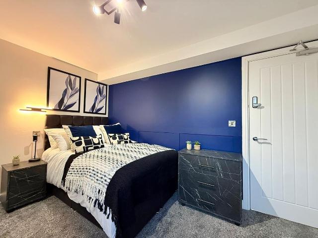 Room 3, Bridge Street NG10, Studio to rent, £700 pcm | PrimeLocation