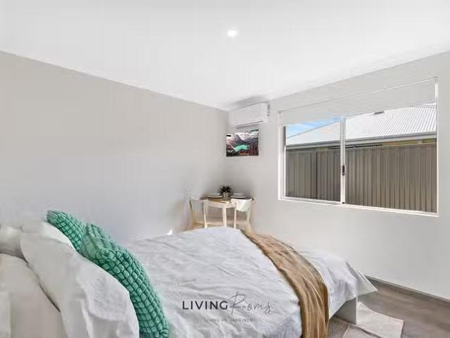 ROOM 3 Tangelo Grove, South Yunderup, WA 6208
