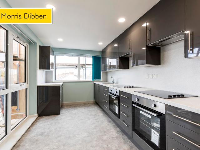 Room 4 151 Fawcett Road, Southsea PO4, 1 bed property to rent, £650 pcm | PrimeLocation