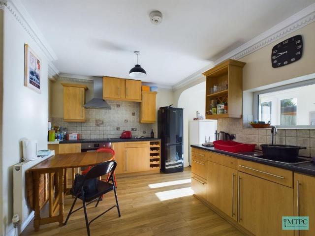Room 4, Crombie Avenue, York 1 bed in a house share to rent £725 pcm £167 pw