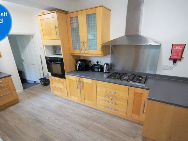 Room 4 of 5, Gresham Street, Upper Stoke, Coventry, CV2 4EU | Cloud9 Estates