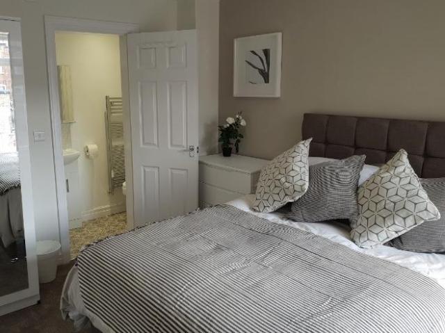 Room 4, Lawton Street, Crewe, CW2 1 bed in a house share to rent £600 pcm £138 pw