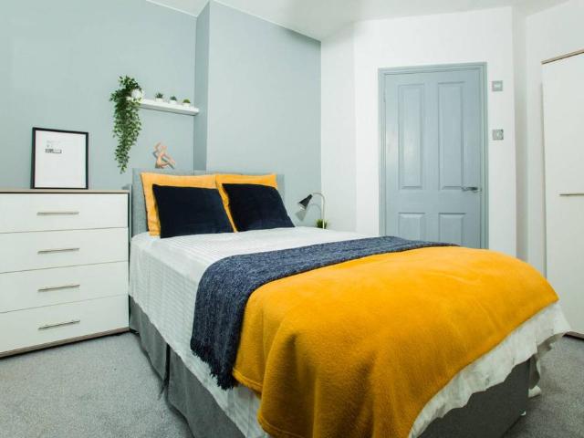 Room 4 Whitbread Avenue, Bedford 1 bed in a house share to rent £675 pcm £156 pw
