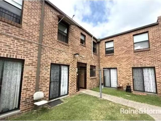 Room 5/22 Beaumont Street, HAMILTON Apartment for rent Listed.