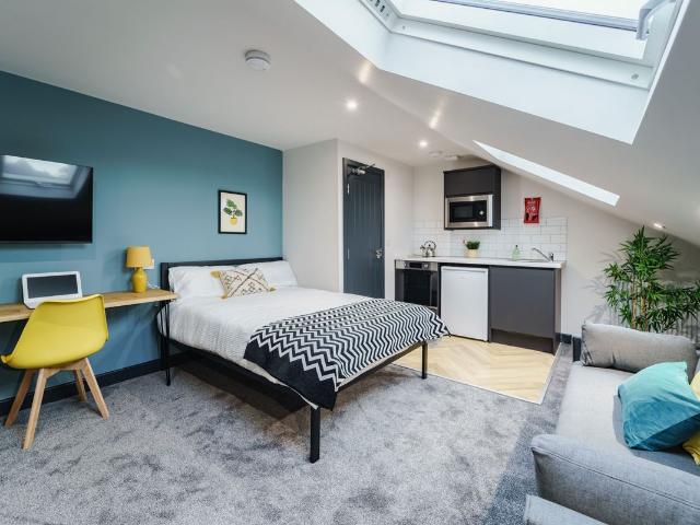 Room 5, Milton Street DE22, Studio to rent, £725 pcm | PrimeLocation