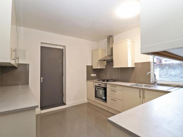 Room 5 Rutland Road MK40 1 bed in a house share to rent £650 pcm £150 pw