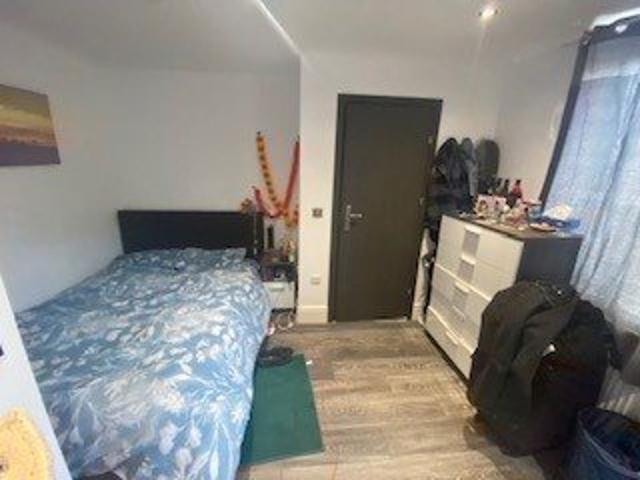 Room 6, Flat 2, Broadway PE1, Room to rent, £550 pcm | PrimeLocation