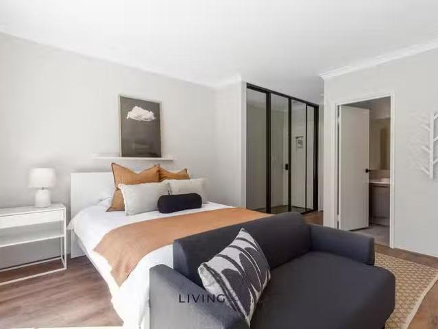 ROOM 6 Jacqueline Street, Bayswater, WA 6053