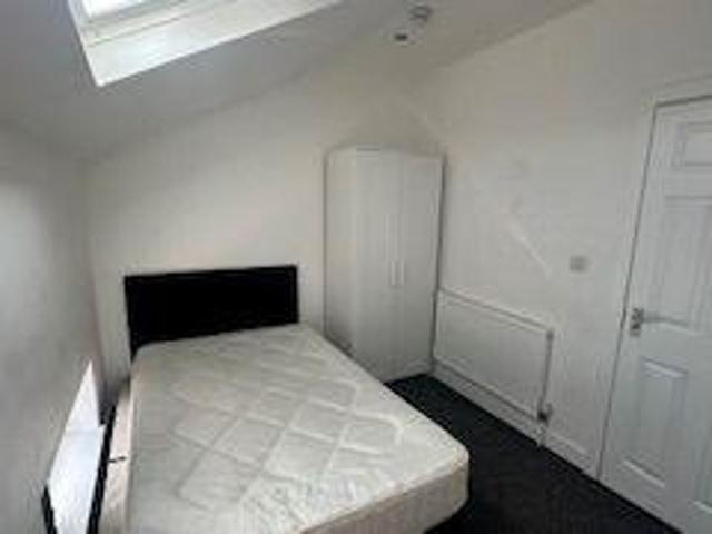 Room 6, Lower Ford Street, Coventry 1 bed in a house share to rent £525 pcm £121 pw