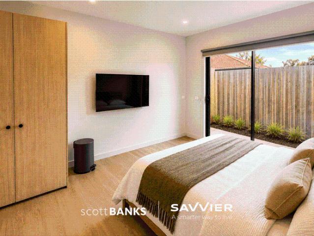 Room 7 Brand New Suite with Private Courtyard