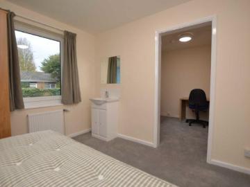 Room 8, Field House RG9, Room to rent, £695 pcm | PrimeLocation