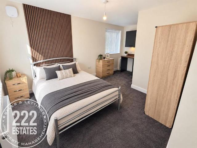 Roome Street, Warrington 1 bed in a house share to rent £655 pcm £151 pw