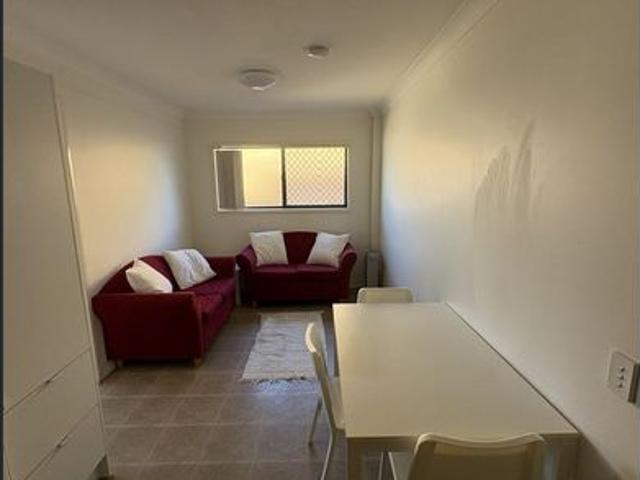 Rooming Accommodation 2brm self contained unit