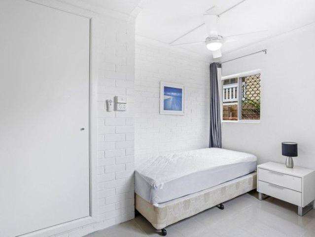 ROOMING ACCOMMODATION Affordable Rooming Accommodation in a Prime Location SHARED WITH 1X OTHER TENANT