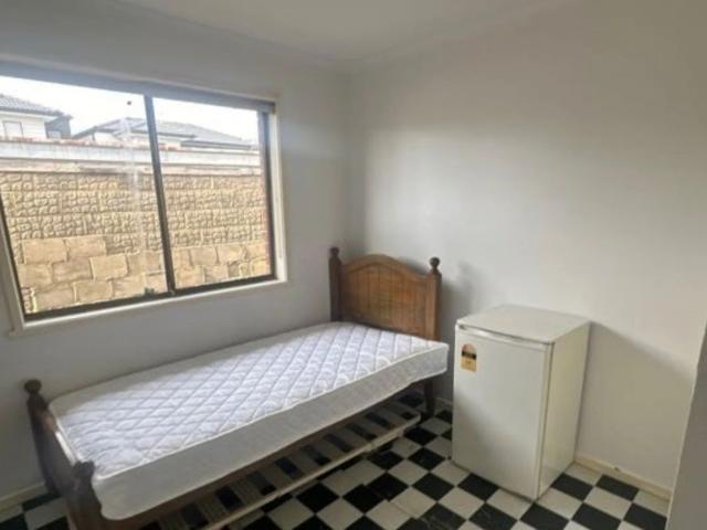Rooming house accommodation with free wi fi