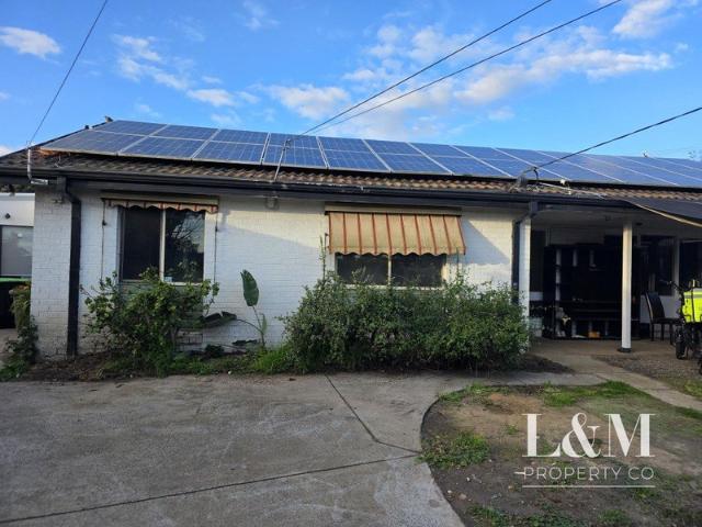 Rooming House Private Rooms for Lease | Multiple Options Available