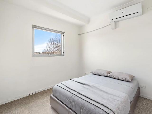 RoomingKos Dudley, Melbourne Student Accommodation | Amber