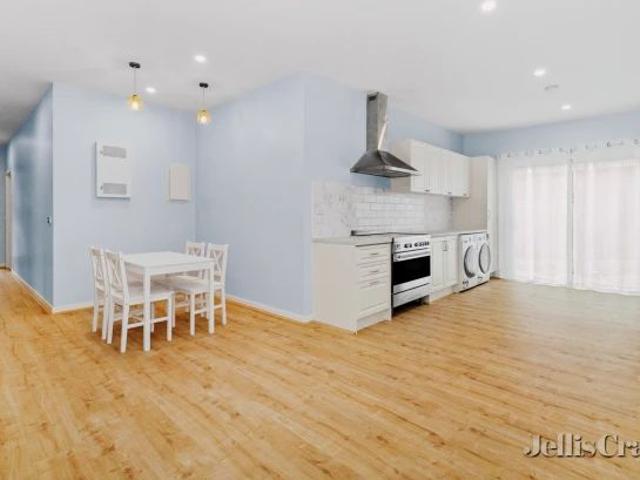 Rooms 3 & 8/9 Nyora Grove, Mount Helen, Melbourne