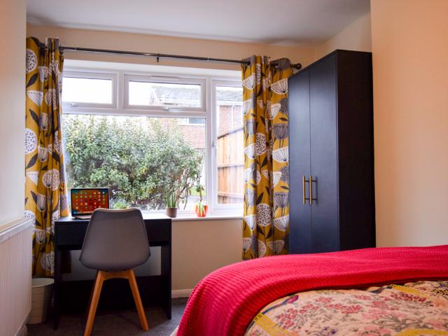 Rooms At Leng Crescent, Norwich NR4, 6 bed shared accommodation to rent, £598 pcm | PrimeLocation