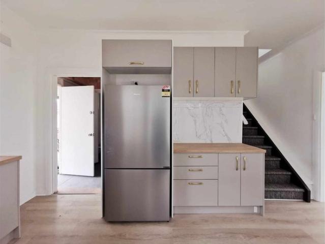 ROOMS available in a shared house: Just 8km to Adelaide CBD