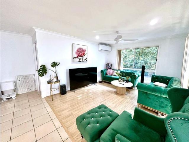 ROOMS FOR RENT – ARUNDEL, GOLD COAST
