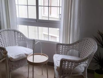 Rooms for rent in 4 bedroom apartment in Alicante