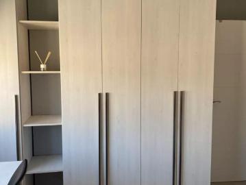 Rooms for rent in 4 bedroom apartment in Centro