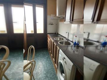 Rooms for rent in 4 bedroom apartment in Ibaiondo