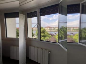 Rooms for rent in 6 bedroom apartment in Portugalete