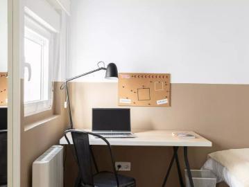Rooms for rent in 2 bedroom apartment in Getafe