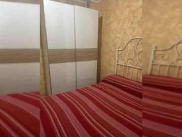 Rooms for rent in 3 bedroom apartment in Badalona