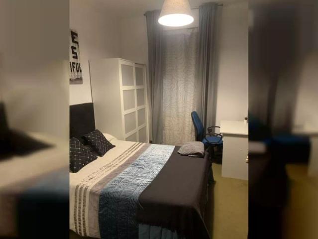 Rooms for rent in 3 bedroom apartment in Bilbao