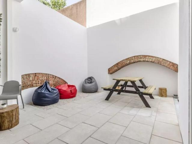 Rooms for rent in a residence in Av. Novas, Lisbon