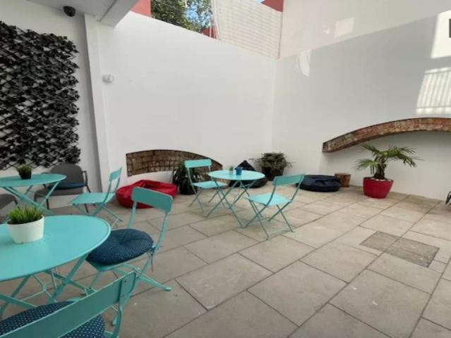 Rooms for rent in a residence in Av. Novas, Lisbon