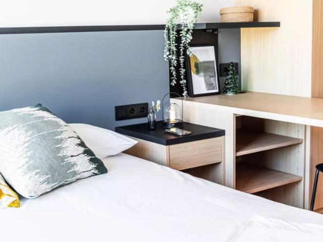 Rooms for rent in a residence in Mataró