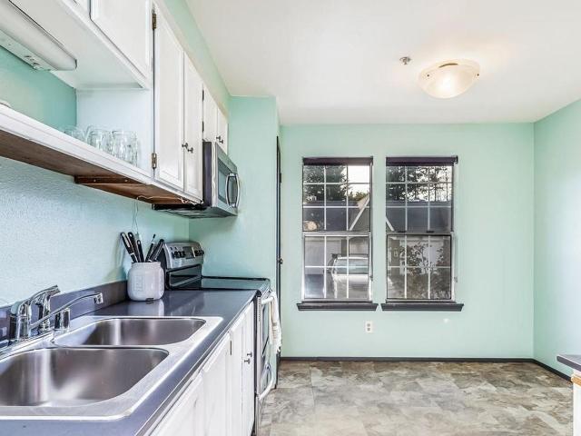 Rooms for Rent in Kent Studio Home for Rent at 27022 47th Ave S, Kent, WA 98032
