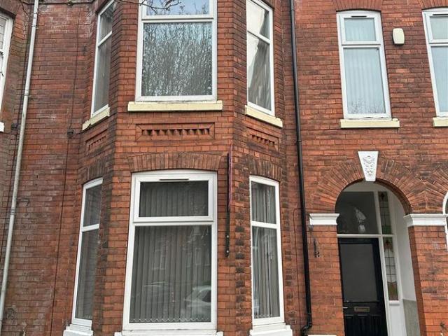 Rooms In 6 Bedroom, Wellesley Avenue, Hull HU6, 6 bed shared accommodation to rent, £420 pcm | PrimeLocation